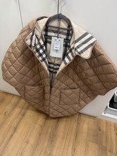 Burberry Poncho/ Cape Neu mit