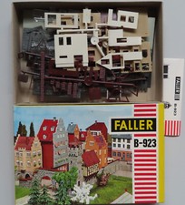 Faller B-923 ~~ Stadtmauer in