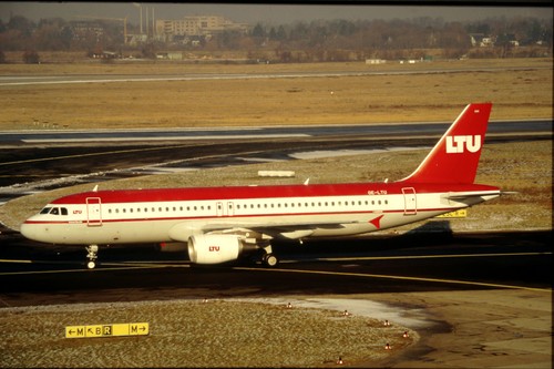 Dia ltu airbus a320 - a320-214,
