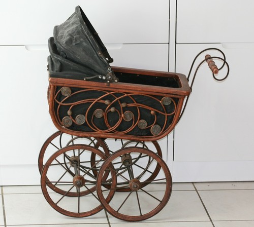 Antik kinderwagen - antik,