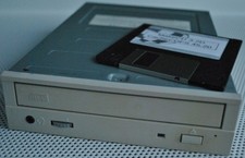 ?️ Toshiba XM-6702B IDE CD-ROM für Amiga 2000 / 3000 / 4000 & Amiga Tower
