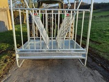 Pendelkorbraufe Futterraufe