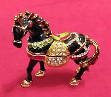 Pferd schwarzer Araber Gold