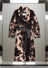 Damen Limited Edition Atelier Mantel Oversized mit Stickerei Größe XS, S