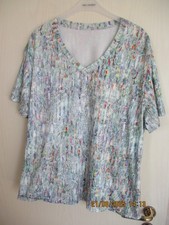 Shirt, bunt-gemustert, sitzt super, Gr. 52, Sieh an