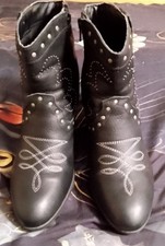 💕 Bull Boxer-Westernstiefel, mit Nieten, Gr. 37,  Echteder, schwarz, 70 mm.