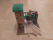 Brio 33674 Stellwerk Signal mit Weiche und Figur - TOP!