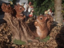 Eichhörnchen spielend Deko Figur lebensecht  wetterfest Garten Figur NEU HOTANT