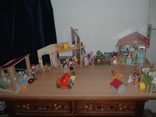 Tolles SpielSet - BauernHof/PferdeHof + Zubehör von HABA LITTLE FRIENDS + Andere