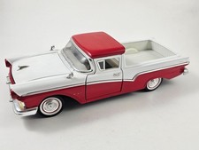 Road Legends Modellauto 1:18 1957 Ford Ranchero