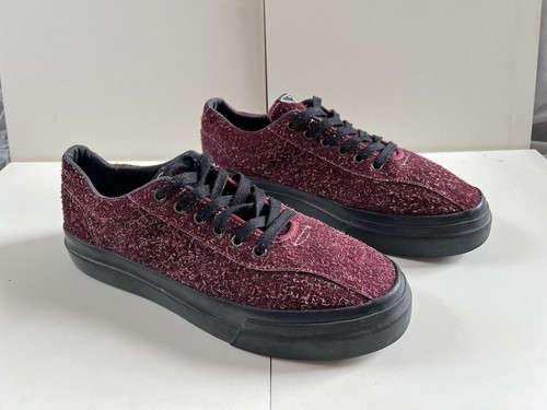 Stepney workers club - club, suede