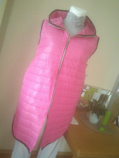 NEU MIT ETIKETT!! NEW COLLEKTION WESTE, Wattiert, Kapuze, Knielang, XL46/48 Pink