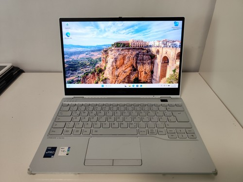 Fujitsu lifebook u9313x - u9313x, 2-in-1