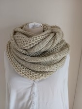 Loop Rundschal cremeweiß