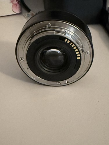 Canon 22mm f2 - canon,