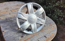 1 Stück Dacia Radkappe 15 Zoll silber Modell Somes 820089600 gebraucht