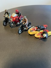 4 kleine Britains BMW Motorräder / Gespann 1:32