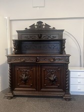 schrank antik aus Holz 