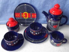 Wächtersbach Jeans Herz Kanne Teller Tasse Geschirr Set blau rot weiß Vintage 