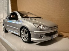 Norev Peugeot 206 RC Grau 1:18