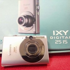 Canon IXY DIGITAL 25 IS silber
