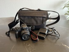 Canon EOS M50 Mark II Spiegellose Systemkamera Essential Travel Kit 