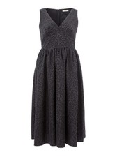 Langes Kleid mit Applikationen