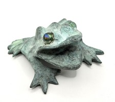 Bronzefigur Frosch mit grüner