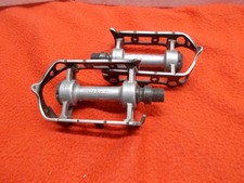 Pedal meral - pedal,
