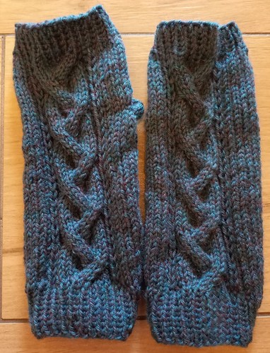 Handstulpen handgestrickt mit