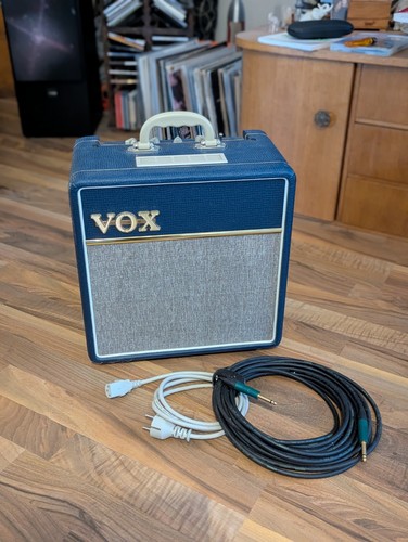 Vox ac4c1 vacuum tube - vacuum,