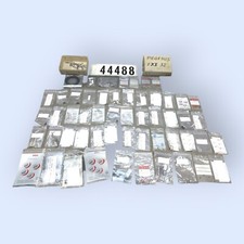 Posten Konvolut Ersatzteile Pegasus Industrienähmaschine Overlock-Maschine 44488