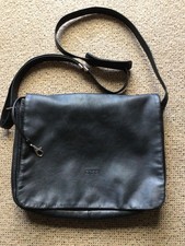 BREE vintage Umhängetasche Crossover Leder 26 x 33 cm schwarz