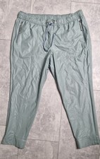 Leichte Hose GR.24 (48) Salbei-grün Walbusch Lederoptik Gummizugbund neuwertig