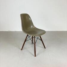 EAMES DSW CHAIR HERMAN MILLER