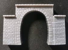 Tunnelportal einspurig / Spur