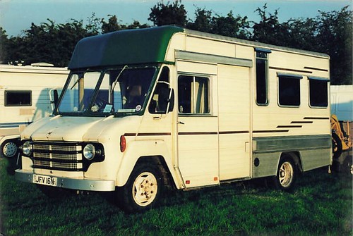 Altes wohnmobil oldtimer foto - wohnmobil,