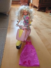Barbie ,  Barbie Motorroller, Extra Kleid, Sehr Gut, Ostern , Puppe 