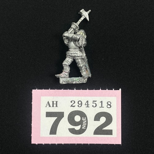 C26 man arms with pole - with, pole-axe