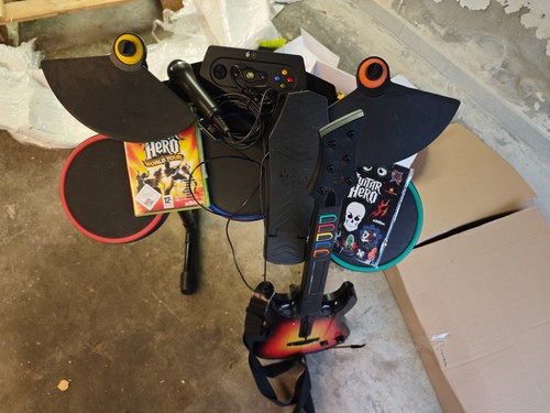 Xbox 360 guitar - xbox,