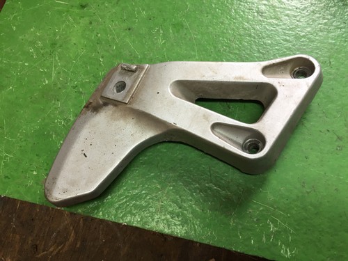 Fussrastenhalter hinten links