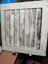 Antike Holz-Fensterläden