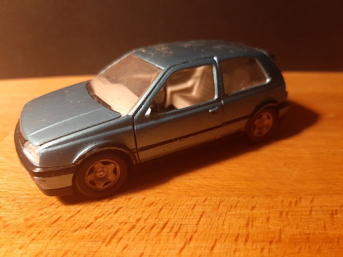 Schabak 1002 vw golf - 1/43,