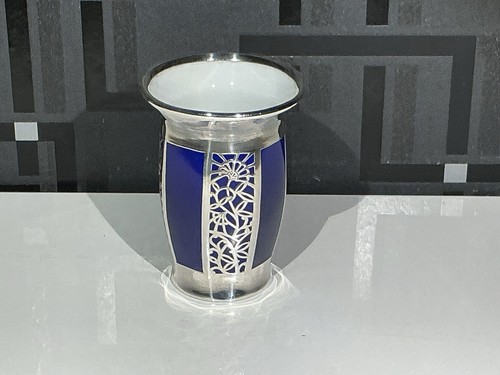 Porzellan vase mit silber - porzellan,