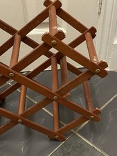 Vintage Mid Century Modern klappbares Akkordeon massiv Teakholz Weinregal Ständer R23