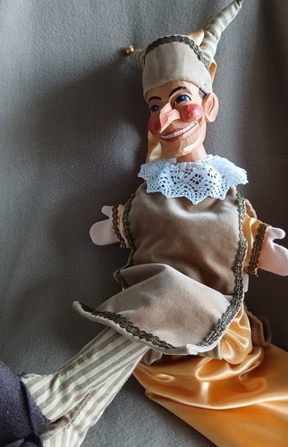 Der hohnsteiner kasper - kasper, ***