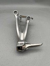 Suzuki GSXR600 Fußrastenhalter Hinten Links Fussraste GSXR750 K1-K3 #32718