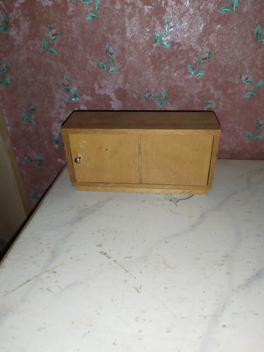 Alter schrank - alter, schrank-um