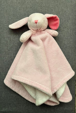 Blankets & Beyond Hase rosa