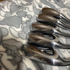 Lefty Mizuno JPX 800 ATTAS Golfschläger Eisen LH Eisen 7S - Flex 6-9 Pw 5 Stück